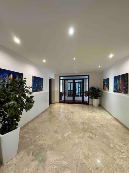 Monolocale Con Balcone Self Check In Milano Sempione Bagian luar foto