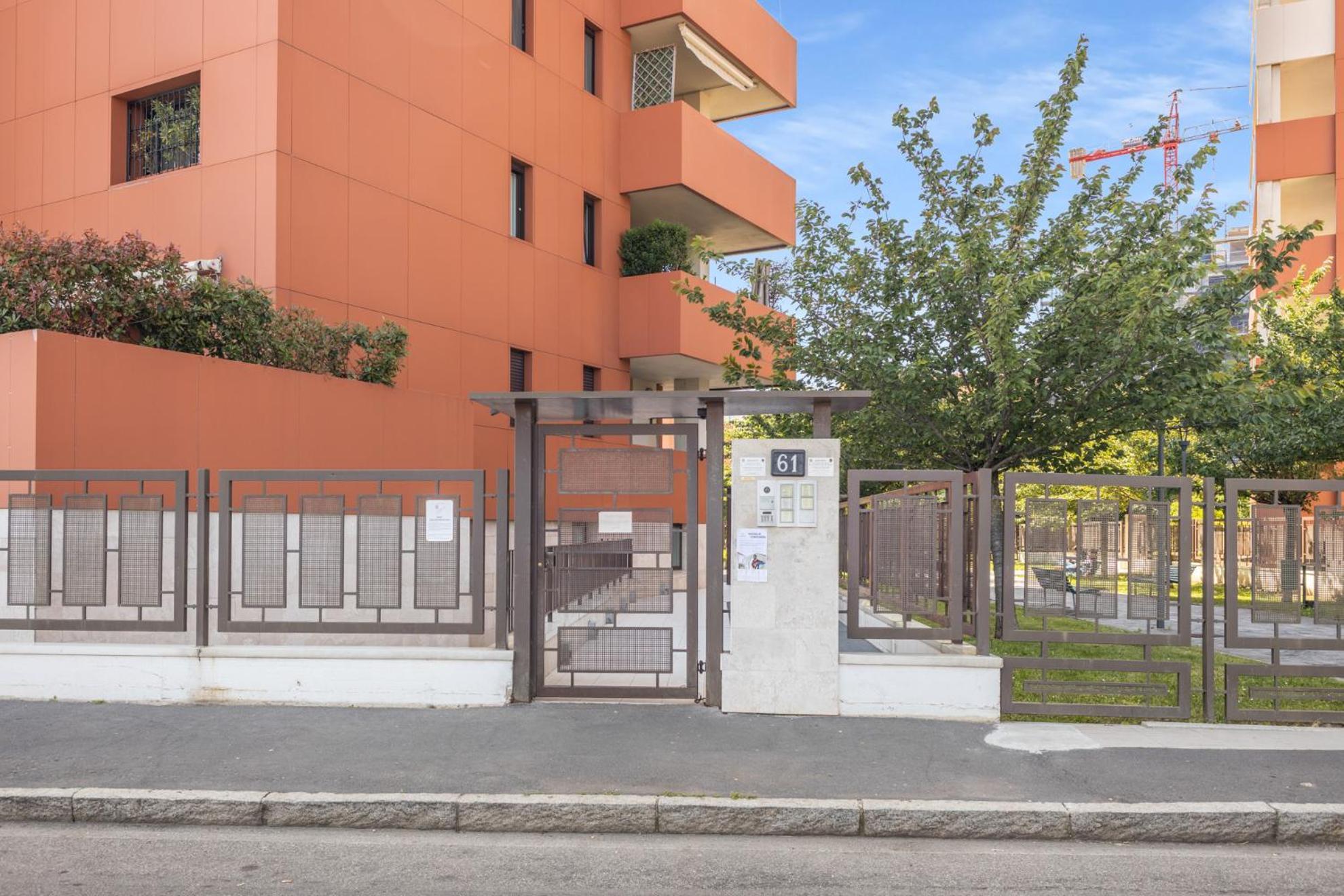 Monolocale Con Balcone Self Check In Milano Sempione Bagian luar foto